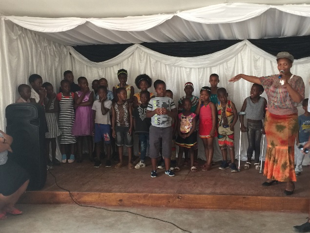 evangelie in een tent te zuid afrika